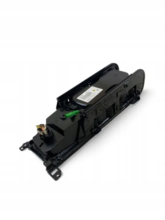 Volvo XC90 Bekerhouder OEM 31389958 Dashboard image 6