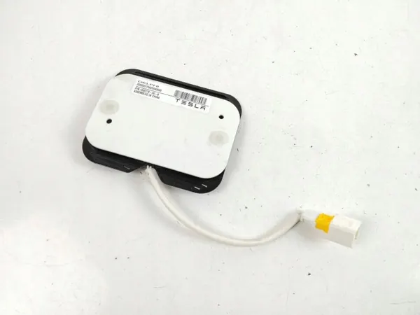 Capteur de pression siège arrière central Tesla Model S OEM 1005778-00-B image 2