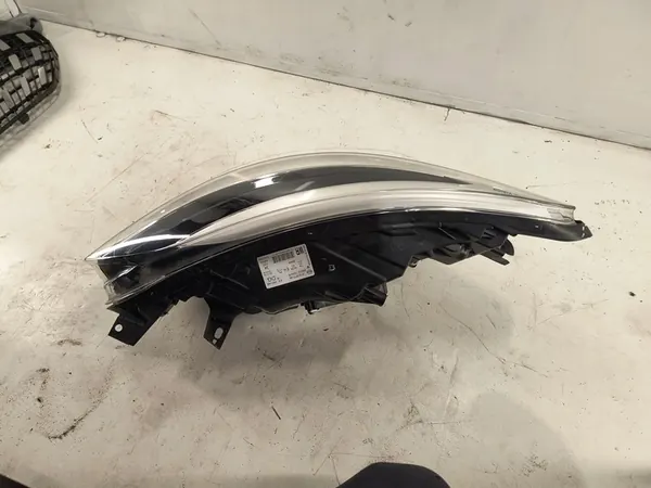 Renault Captur I Lift Full LED -lamppu 260107244R image 6