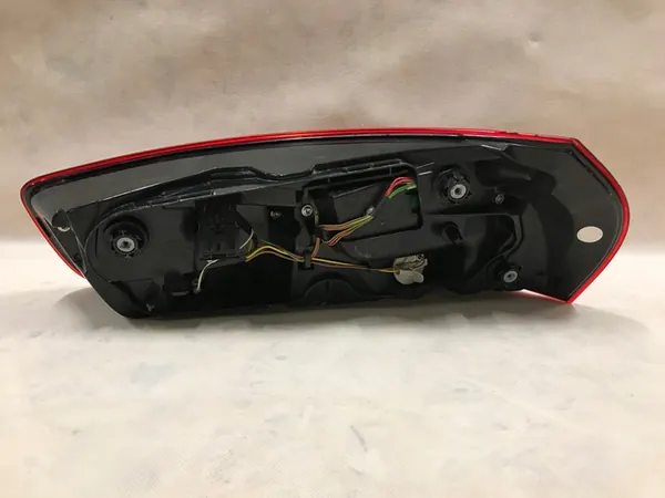 CITROEN C4 PICASSO 13-16 LUZ LED TRASERA IZQUIERDA image 3