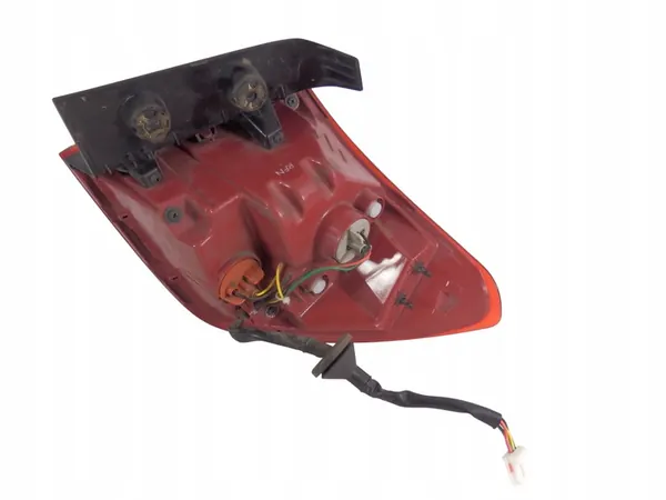 Luz Trasera Izquierda Kia Rio IV 92401-H8 image 3