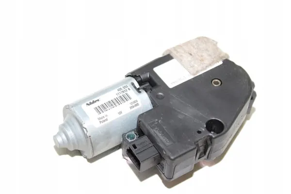 OEM 1717822 schuifdakmotor voor BMW F87 F01 F10 image 2