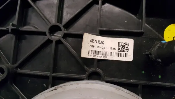 AdBlue-Tank OEM 8W0131878AE für Audi A4 A5 B9 image 7
