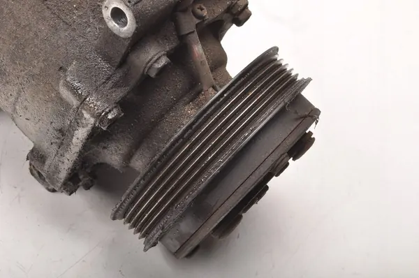 Compresor de aire acondicionado Honda OE HS-090R image 6