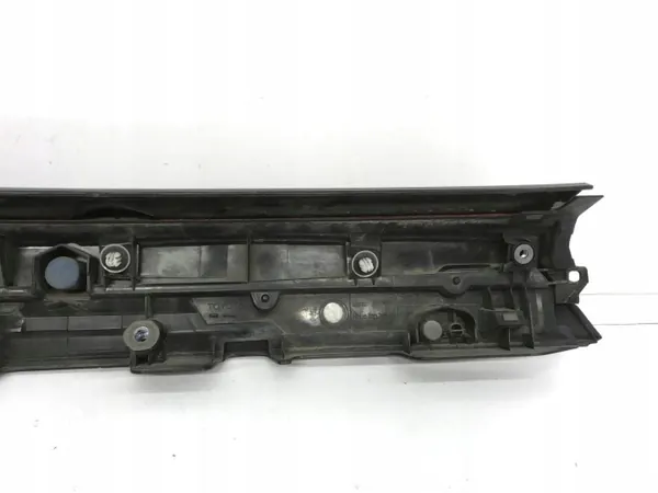 Toyota Yaris Cross 2023 Takakilven valo OEM 768010D760 image 10