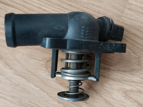 Thermostat OEM 032121121L pour VW Golf IV Bora image 3