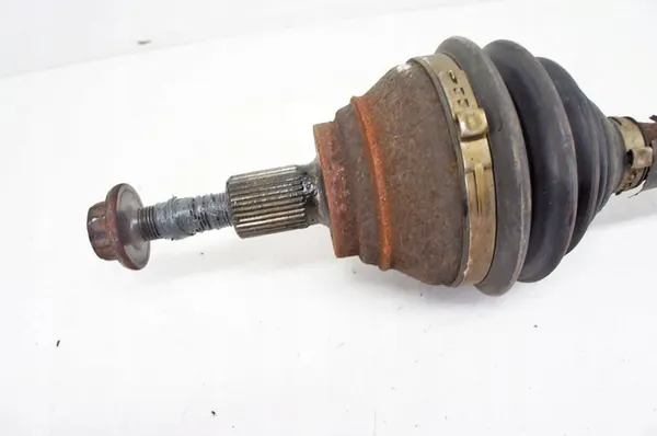 Audi Q3 I 8U 2.0TFSI Vänster Främre Halvaxel image 3