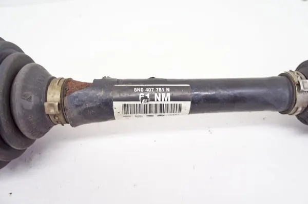 Audi Q3 I 8U 2.0TFSI Vänster Främre Halvaxel image 4