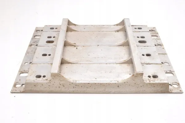 Aston Martin DB11 aluskilpi OEM HY53-110023-AC image 5