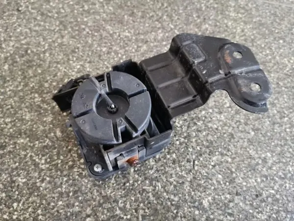 Klaxon d'alarme Nissan OEM 281H03NA0A - Occasion image 3