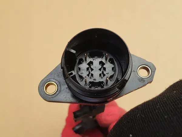 Polttoaineinjektorin johdotus / Audi A2 1.4 TDI / OEM image 9