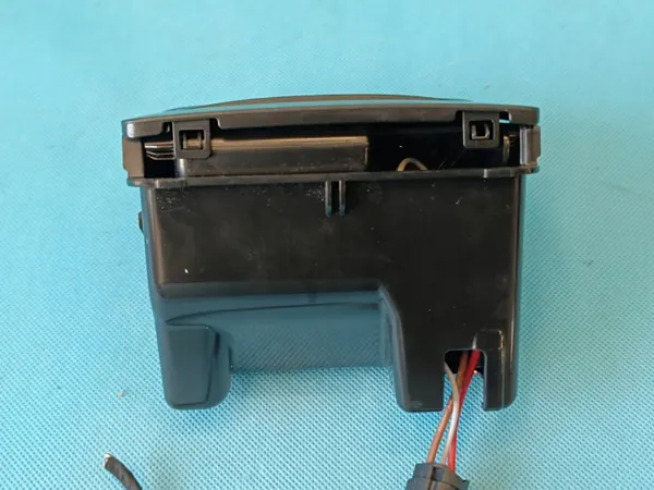 Cendrier OEM 3V0863284 pour Skoda Superb 3 Kombi 2.0TDI image 4