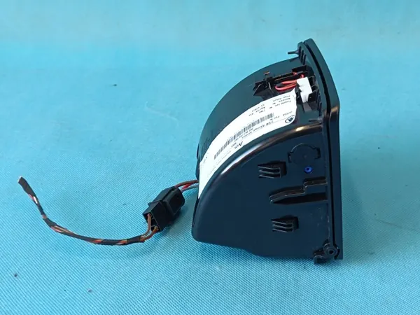 Cendrier OEM 3V0863284 pour Skoda Superb 3 Kombi 2.0TDI image 6