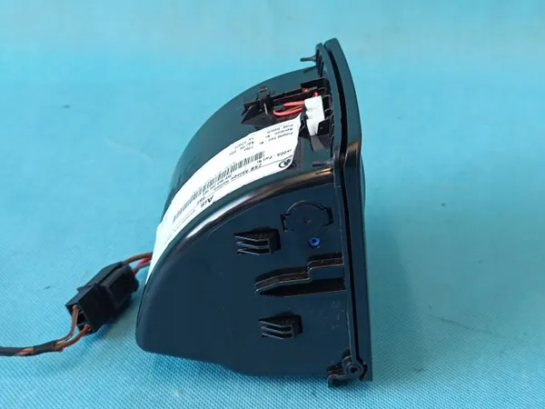 Cendrier OEM 3V0863284 pour Skoda Superb 3 Kombi 2.0TDI image 7