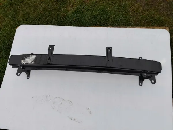 Etupuskuri SKODA FABIA II Ennen Faceliftiä image 5