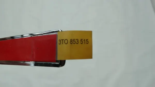 Skoda Superb II Door Trim Chrome 3T0853515 image 5