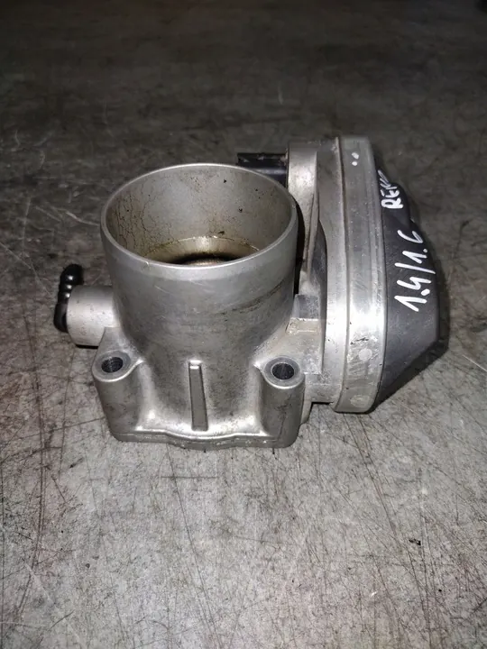 Gasklep Renault Clio 1.6 image 5