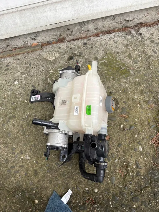 Trevägsventil Hyundai OE 25660-CU000 för Ioniq 6 image 2