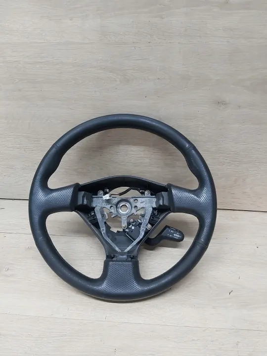 Subaru Forester II SG 2.0 Lenkrad Leder Tempomat image 2