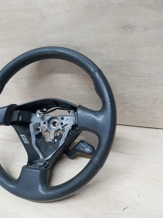 Subaru Forester II SG 2.0 Lenkrad Leder Tempomat image 3