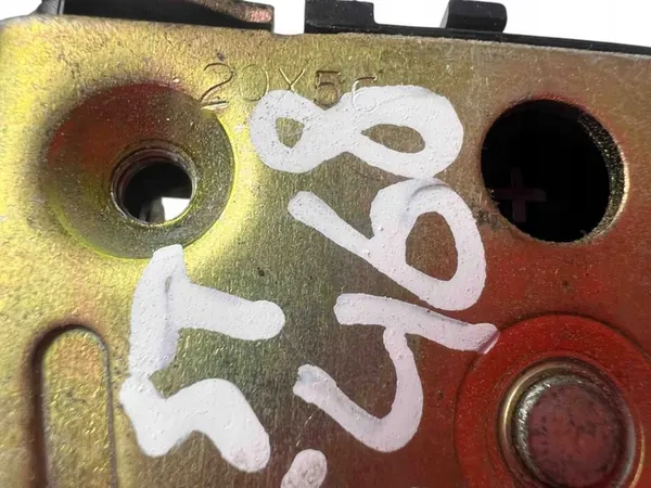 Renault Master III Dörrlås 8200147150 image 10