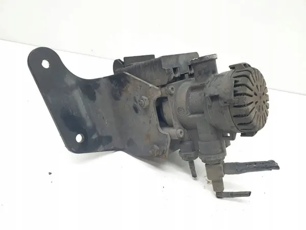 Soupape Modulateur EBS OEM 81521066067 pour MAN TGX/TGS image 4