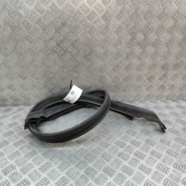 Moottorikammion tiiviste OEM A4478310042 Mercedes-Benzille image 3