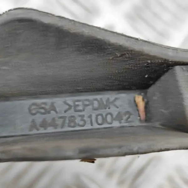 Moottorikammion tiiviste OEM A4478310042 Mercedes-Benzille image 7