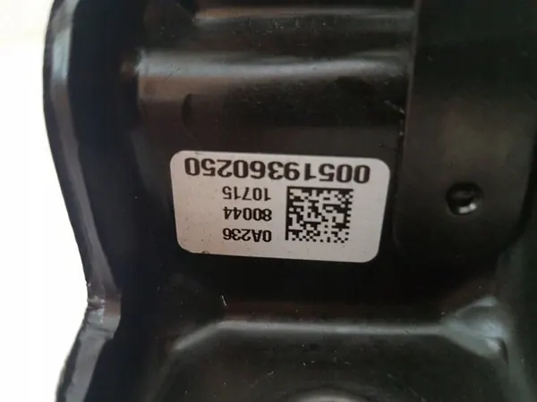 Jeep Renegade 2015 Front Engine Mount image 4