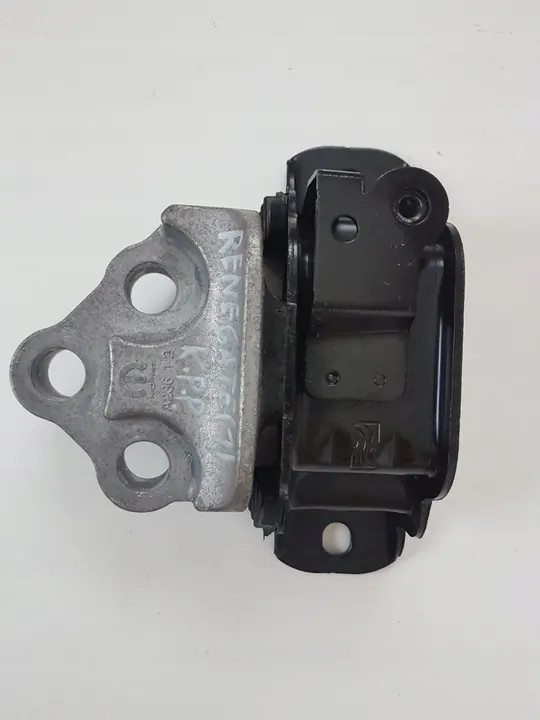 Jeep Renegade 2015 Front Engine Mount image 5