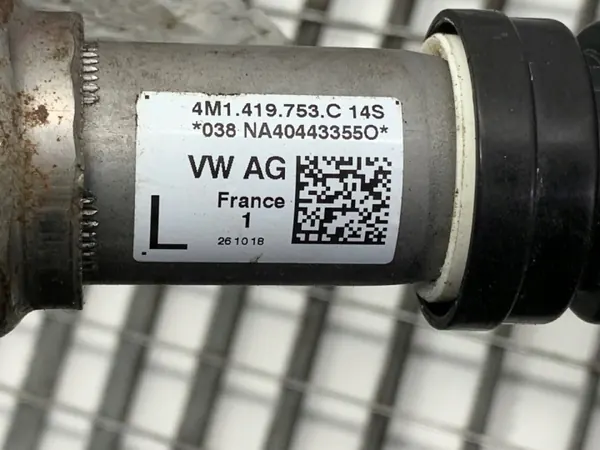 Eje de columna de dirección OEM 4M1419753C Audi Q8 image 4