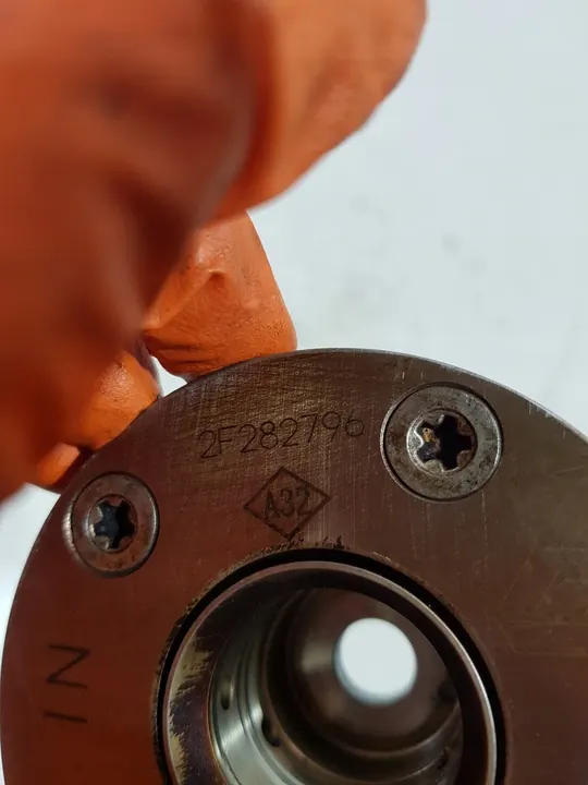 Insugningskam 130257094R Renault Megane III Lift 1.2TCE image 5