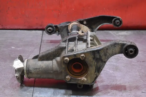 Front Differential MR453792 Mitsubishi Pajero 3 3.2 DID image 4