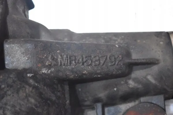 Front Differential MR453792 Mitsubishi Pajero 3 3.2 DID image 6