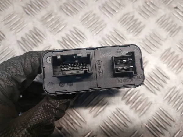 Módulo de Controle de Luzes Opel Insignia A Lift 13350670 image 4