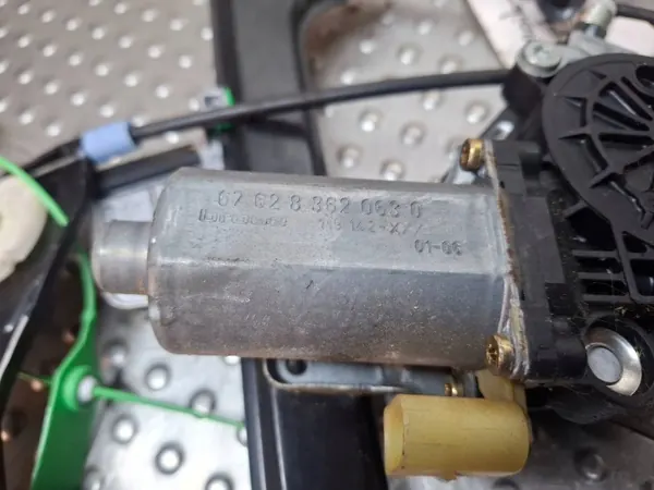 Fönsterregulator OEM S26372258 Vänster Fram BMW E46 image 4