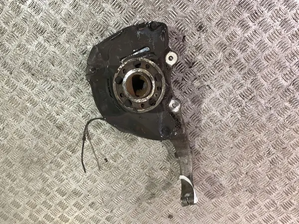 Mercedes-Benz S W222 voorwielnaaf OEM 2222001 image 2