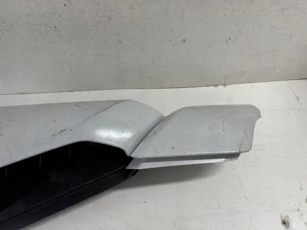 OEM 5801690157 Rechter Eckspoiler für IVECO EUROCARGO image 3