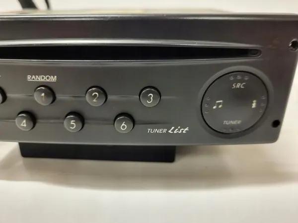 Renault Laguna II Radio OEM 8200002607 mit Code image 5