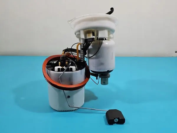 Bomba de Combustível Audi A6 C7 3.0 TFSI Quattro 4G0919051K image 2