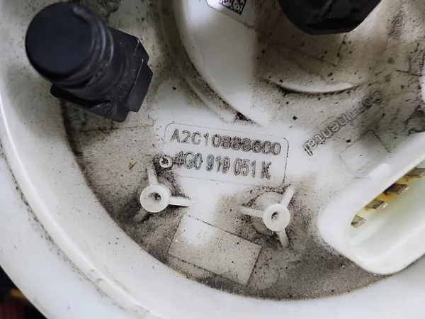 Bomba de Combustível Audi A6 C7 3.0 TFSI Quattro 4G0919051K image 7