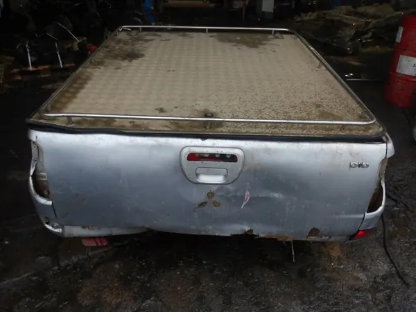 Caixa de Carga Mitsubishi L200 2006 OEM PAKA SKRZYNIA image 6