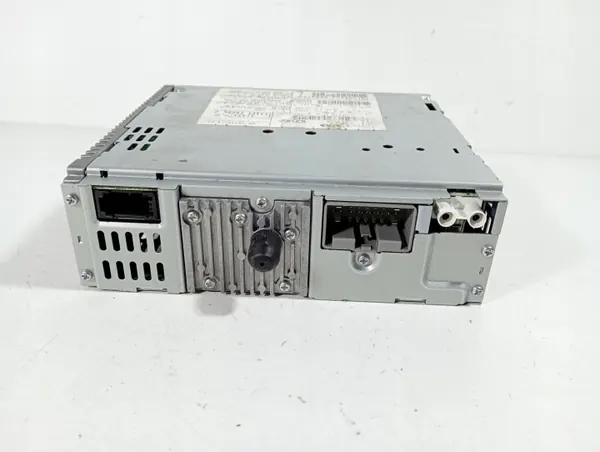 Volvo CD-soitin OEM M1S224 DOM 00018829 - Käytetty image 4