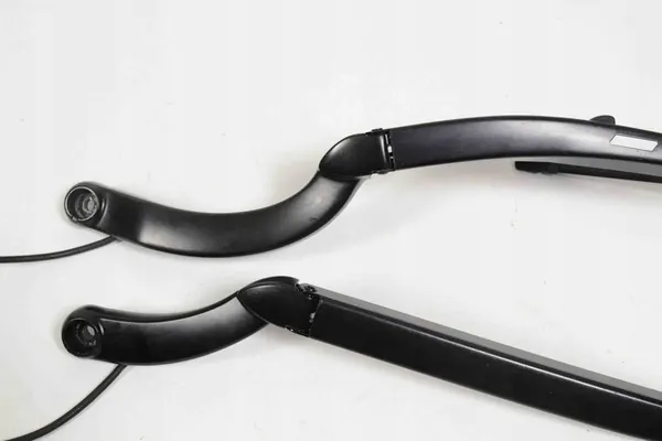 Front Wipers Jaguar XF (X250) 2010 8X2317526D image 3