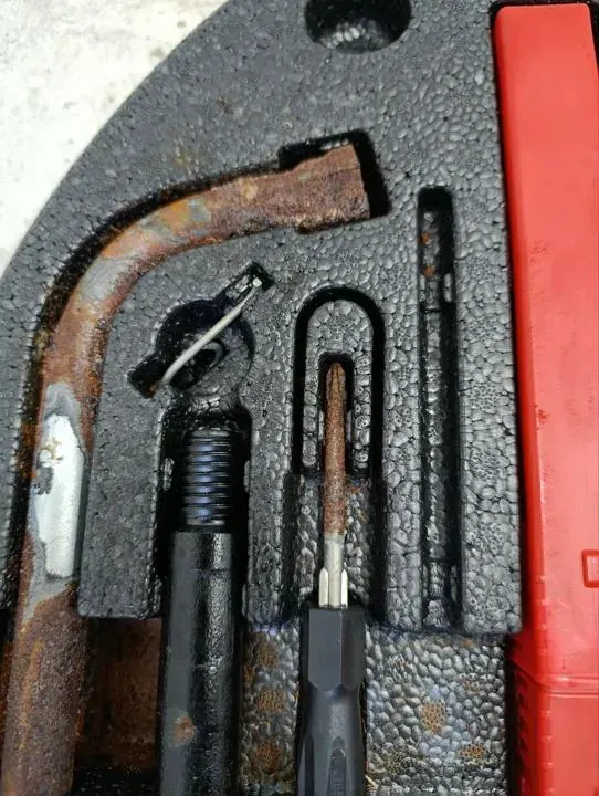 Roue de secours AUDI A8 D2 4H0601027E 3.0L Diesel 2015 image 9