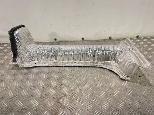 FBZ20606 OEM Bouclier thermique échappement Cupra Formentor image 4