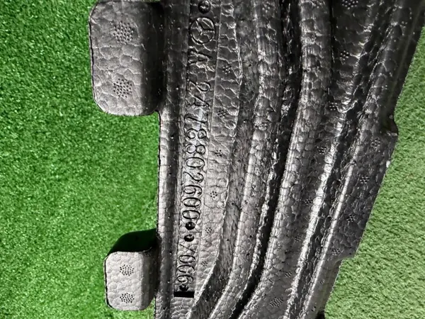 Mercedes GLB W247 Frontstoßdämpfer OEM A2478802600 image 3