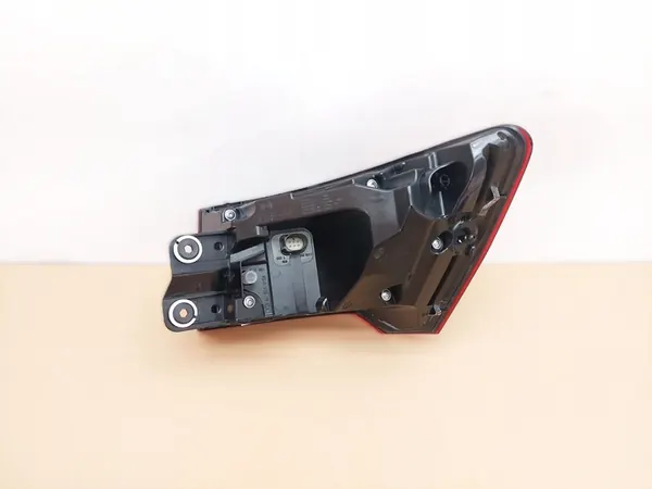 Conjunto de Luz Trasera ULO Audi A6 C8 image 3