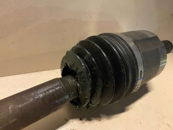 Hyundai Kona I 2020 Främre Halvaxel OEM 49501K4000 image 2