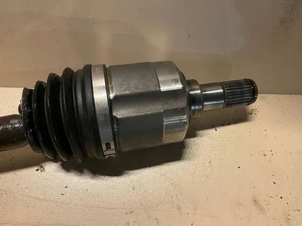 Hyundai Kona I 2020 Främre Halvaxel OEM 49501K4000 image 3